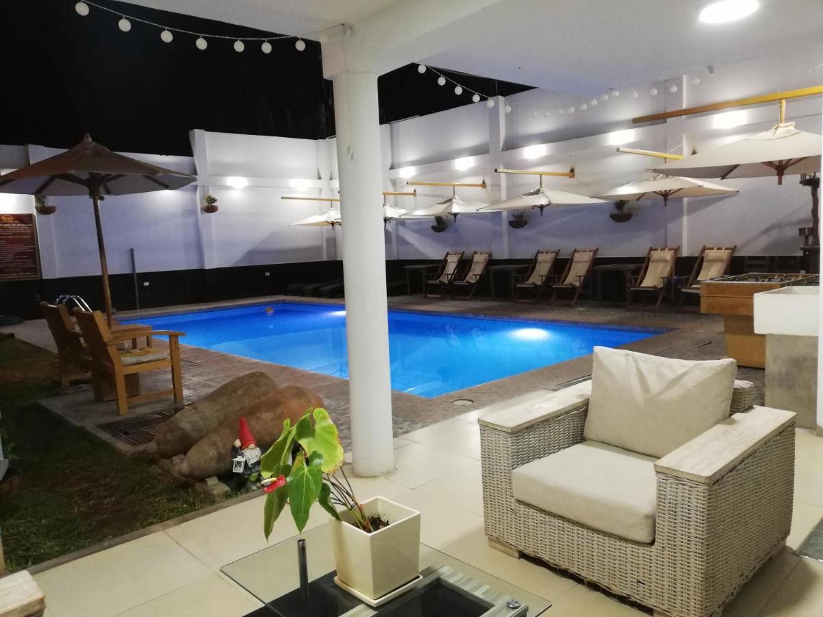 Hotel Santa Maria Ика Экстерьер фото